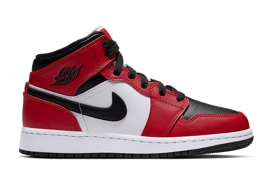 Jordan 1 Mid Chicago Black Toe | Sneaker Cream