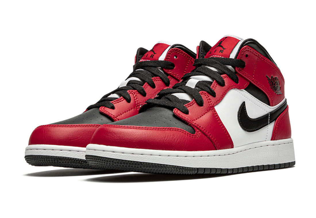 Jordan 1 Mid Chicago Black Toe | Sneaker Cream