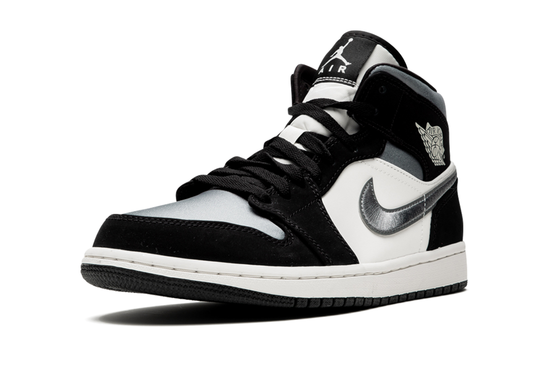 Jordan 1 Mid Satin | Sneaker Cream