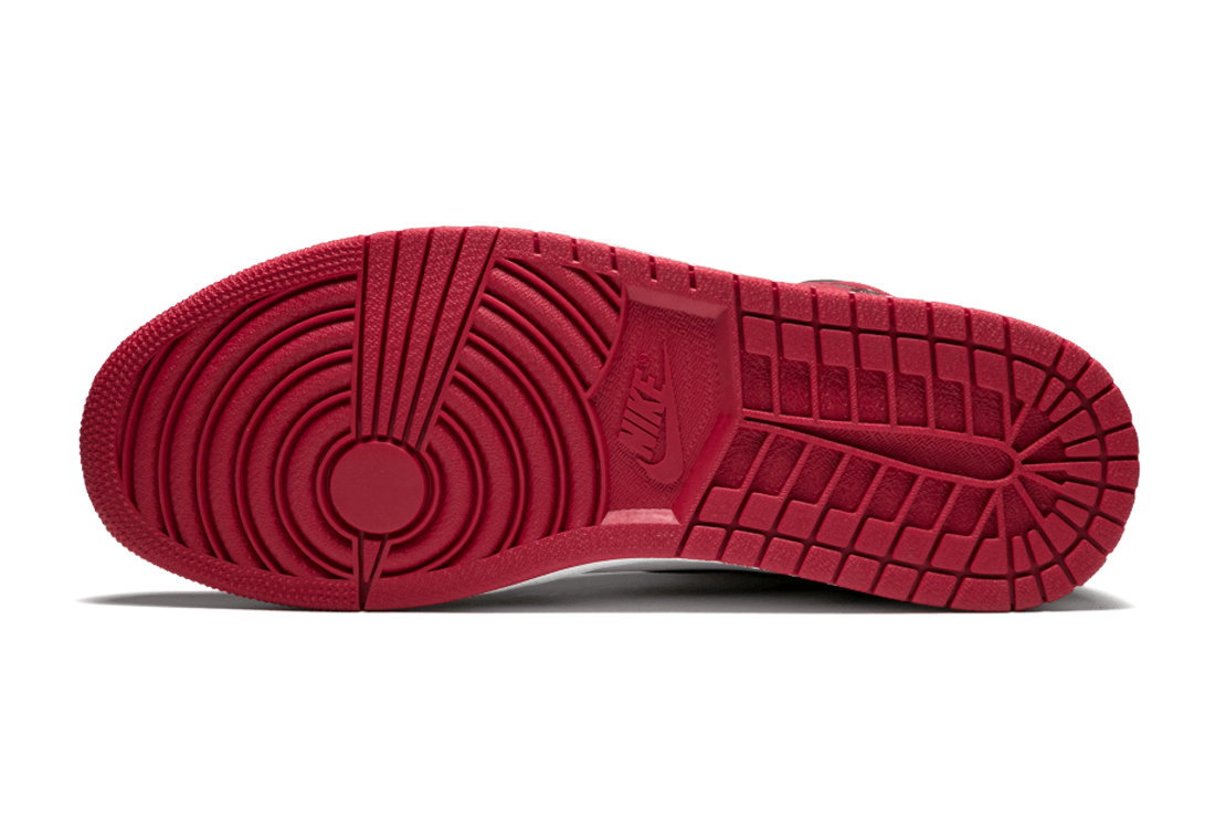 Jordan 1 Retro High OG Chicago | Sneaker Cream